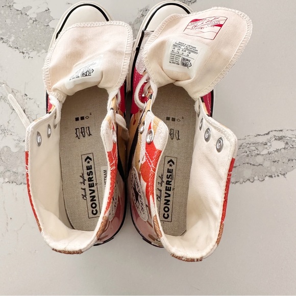 Converse Chuck 70 High Vintage Floral Sneakers - Picture 7 of 16